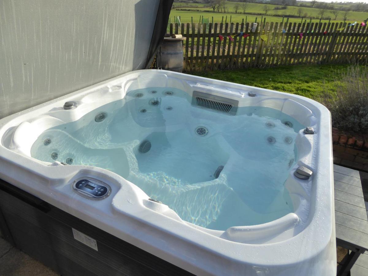 South View Country House Sleeps 12 - Hot Tub - Views Henley-in-Arden 外观 照片