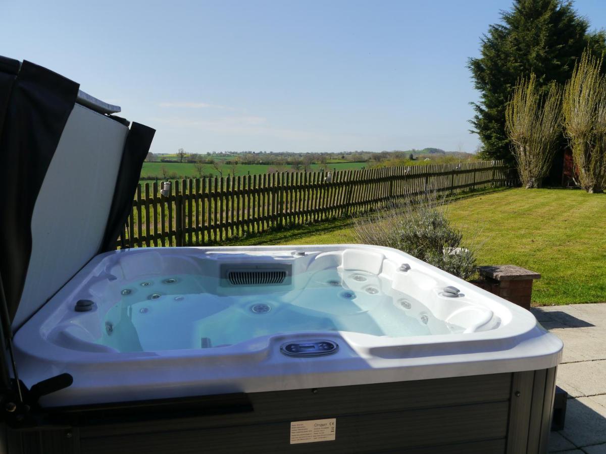 South View Country House Sleeps 12 - Hot Tub - Views Henley-in-Arden 外观 照片